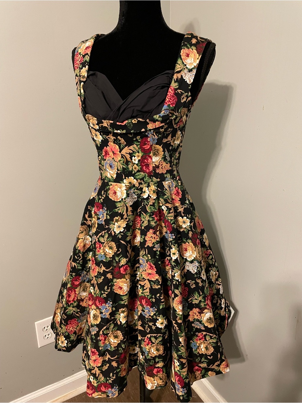 Lindy Bop Black Floral Retro Vintage-Style Midi Dress